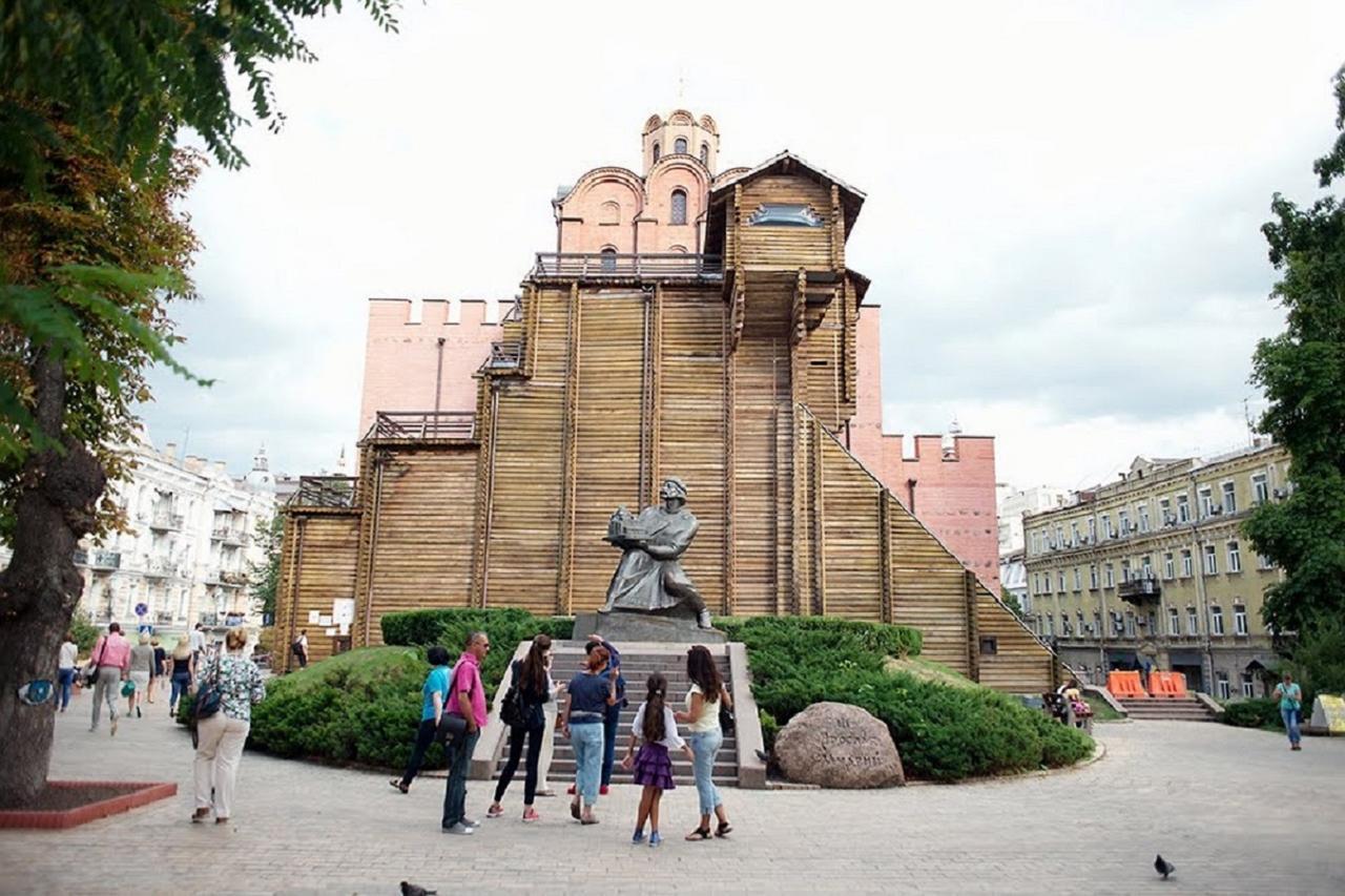 Podil Apart Near Poschtova Square History Center Kyiv Exterior foto